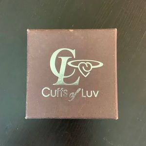 *Like New* Silver Cuffs of Luv Bracelet